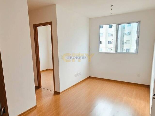 #2082 - Apartamento para Venda em Cuiabá - MT