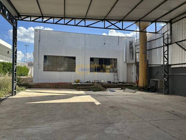 Prédio comercial para Venda em Cuiabá - 2