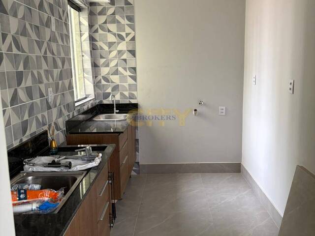 Apartamento para Venda em Cuiabá - 4