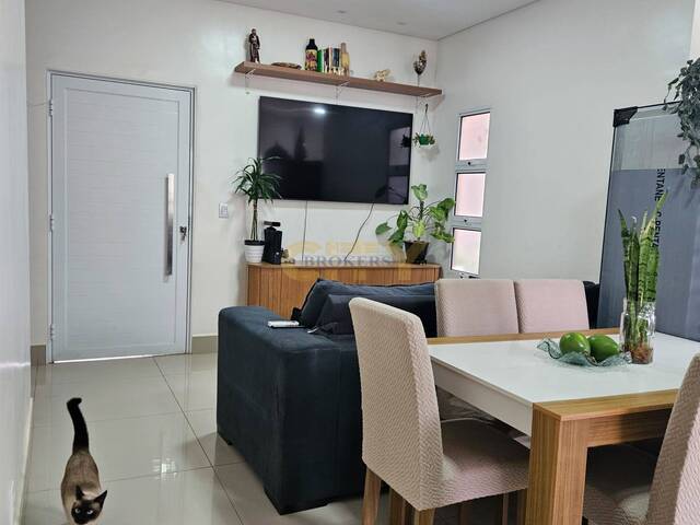 Venda em Condomínio Residencial Sicília Residence - Cuiabá