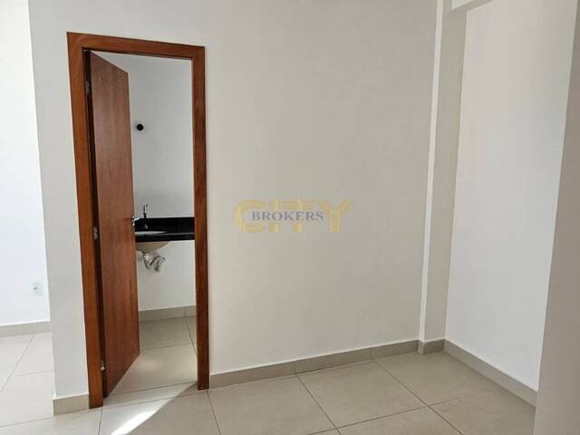 Apartamento para Venda em Cuiabá - 5