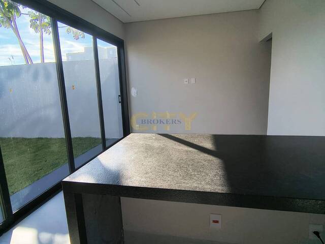 #2119 - Casa para Venda em Cuiabá - MT - 3