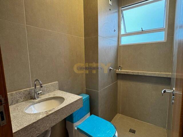 Apartamento para Venda em Cuiabá - 4