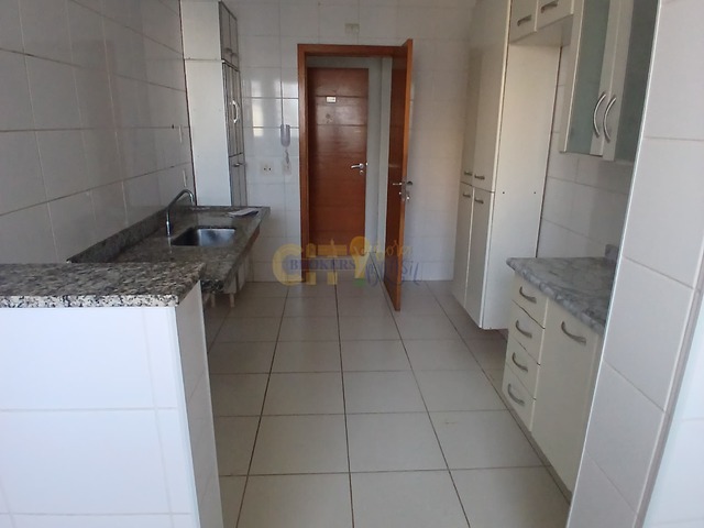 Apartamento para Venda em Cuiabá - 2