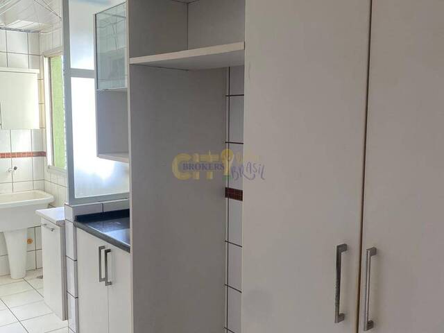 Apartamento para Venda em Cuiabá - 2