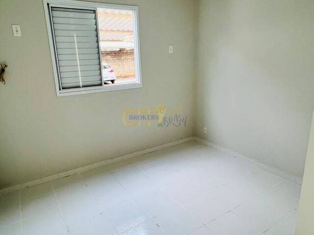 Apartamento para Venda em Cuiabá - 4