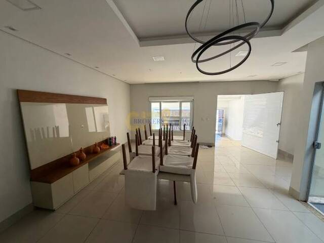 Casa para Venda em Cuiabá - 2
