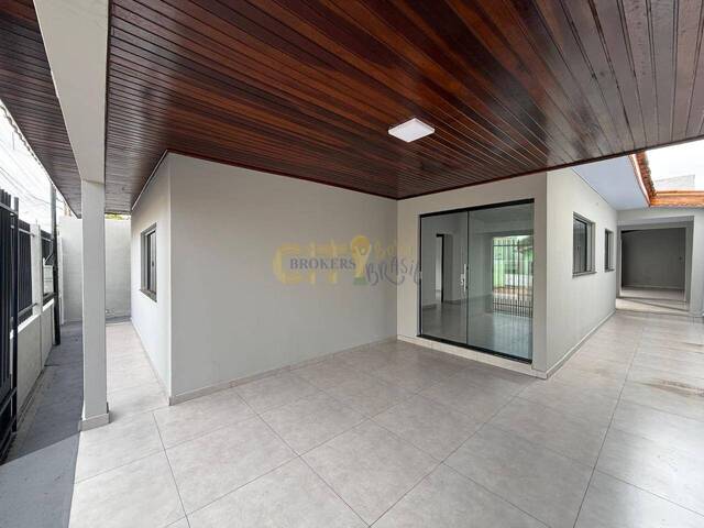 Casa para Venda em Cuiabá - 2