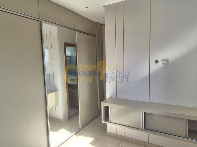 Apartamento para Venda em Cuiabá - 4