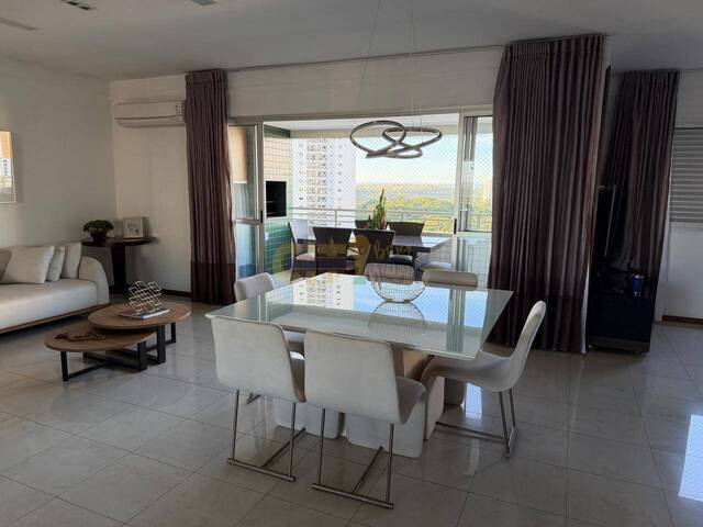 Apartamento para Venda em Cuiabá - 2