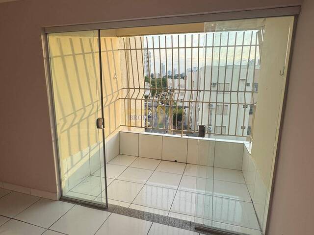 Apartamento para Venda em Cuiabá - 2