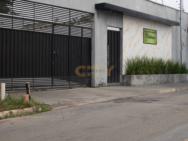 #2191 - Salão Comercial para Venda em Cuiabá - MT - 1