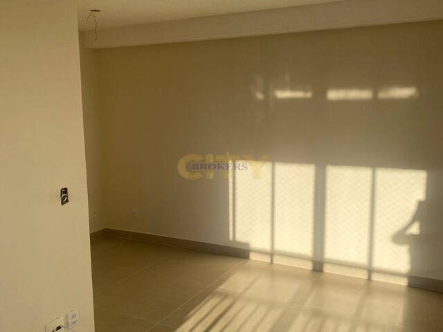 Apartamento para Venda em Cuiabá - 3