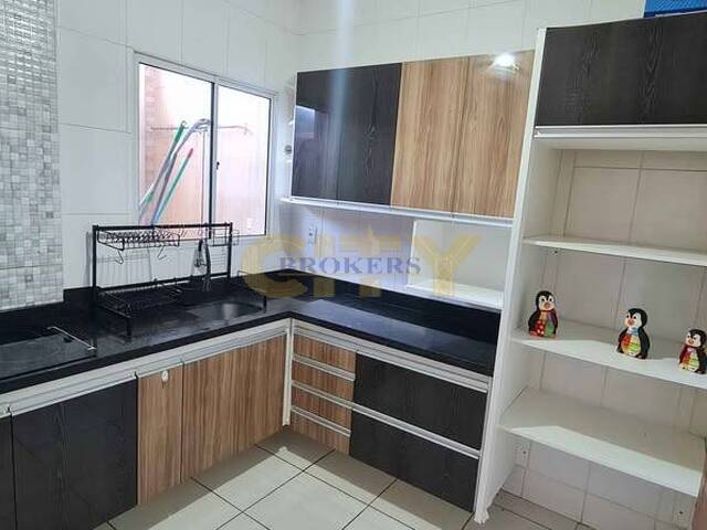 Casa para Venda em Cuiabá - 4