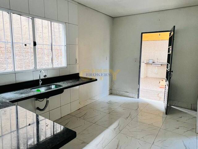 #2204 - Casa para Venda em Cuiabá - MT - 3