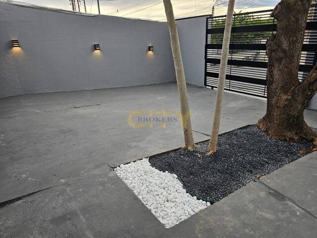 Casa para Venda em Cuiabá - 2