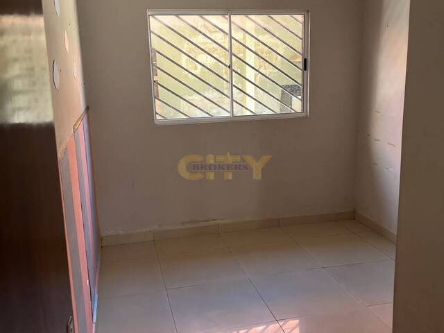 Casa para Venda em Várzea Grande - 5