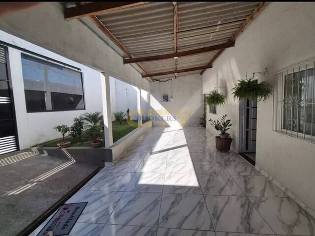 #2240 - Casa para Venda em Cuiabá - MT - 1