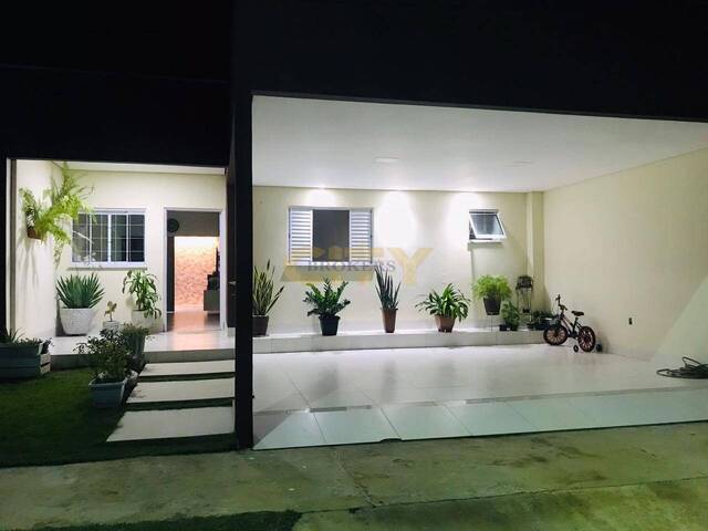 #2245 - Casa para Venda em Cuiabá - MT - 1