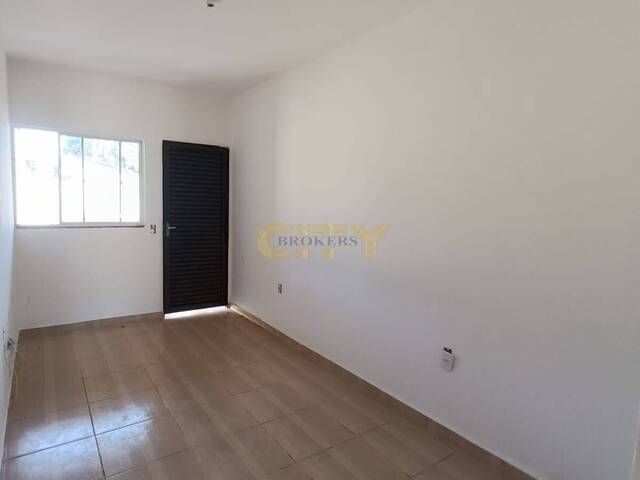 #2249 - Casa para Venda em Várzea Grande - MT - 3