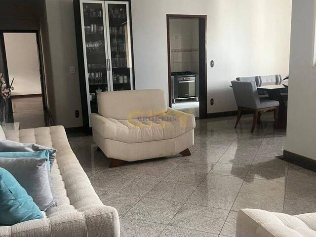 Apartamento para Venda em Cuiabá - 2