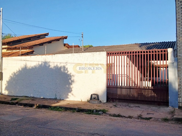 #2251 - Casa para Venda em Cuiabá - MT - 1