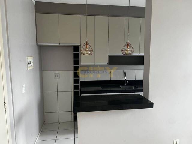 Apartamento para Venda em Cuiabá - 2