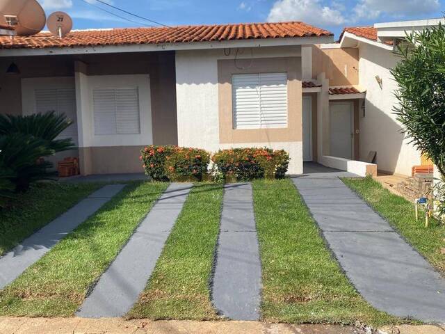 #1454 - Casa em condomínio para Venda em Várzea Grande - MT - 1