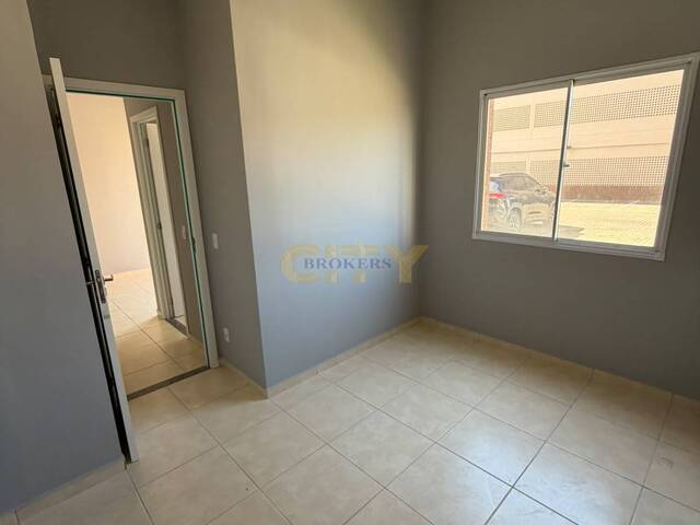 Apartamento para Venda em Cuiabá - 4