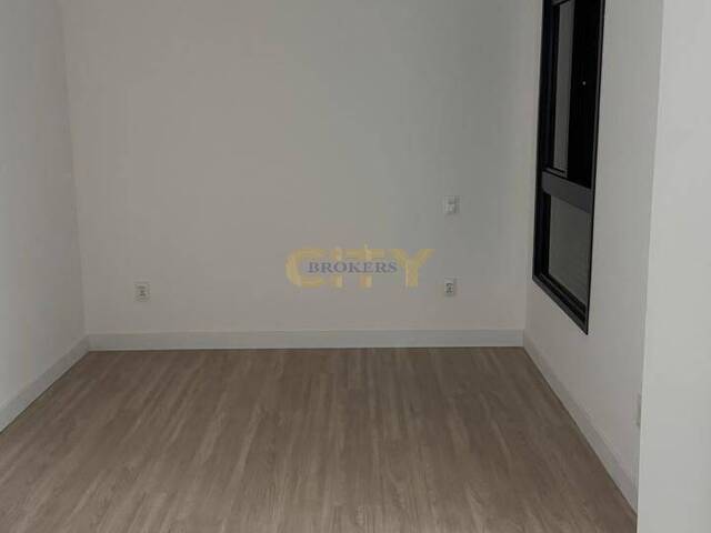 Apartamento para Venda em Cuiabá - 5