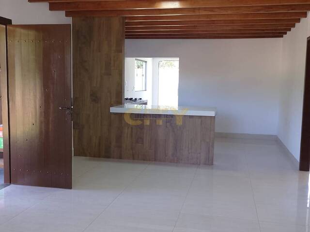 Casa para Venda em Chapada dos Guimarães - 3