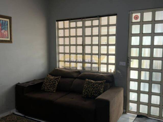 Casa para Venda em Cuiabá - 3