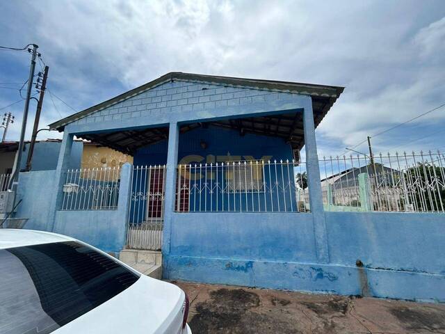 #2312 - Casa para Venda em Várzea Grande - MT - 1