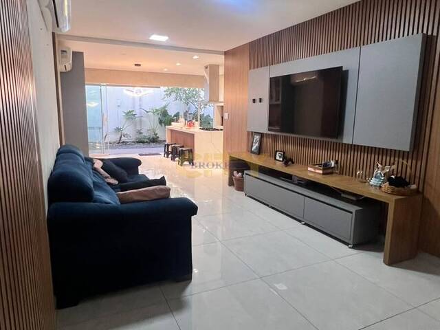 Venda em Jardim Imperial - Cuiabá
