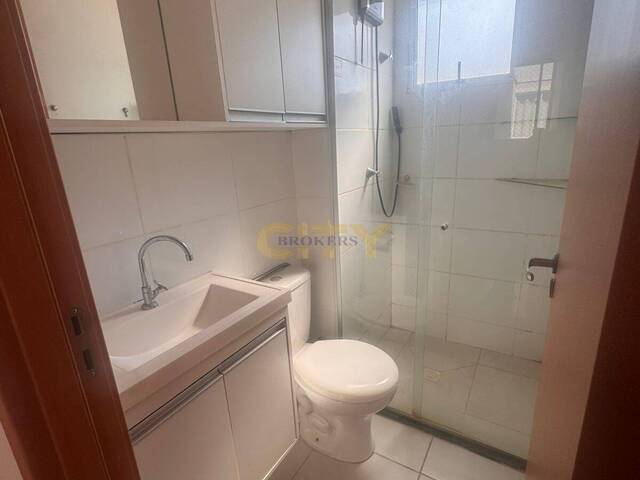 Apartamento para Venda em Várzea Grande - 4