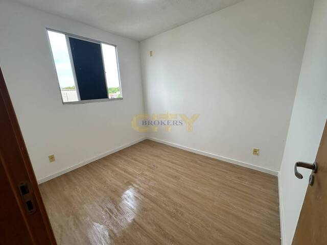 Apartamento para Venda em Várzea Grande - 5