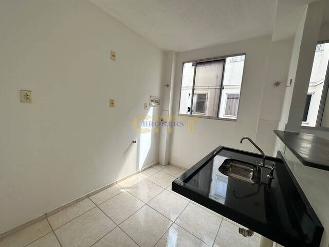 Apartamento para Venda em Várzea Grande - 4