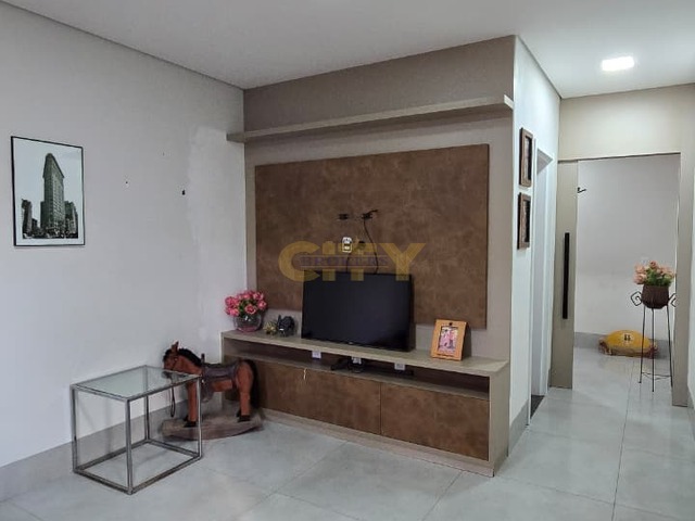#2352 - Casa para Venda em Cuiabá - MT - 2