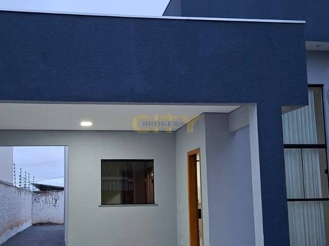 #2353 - Casa para Venda em Cuiabá - MT - 1